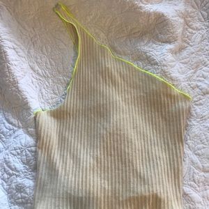 One shoulder top!